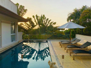 Gorgeous Villa in Kata walk to the beach and cafes